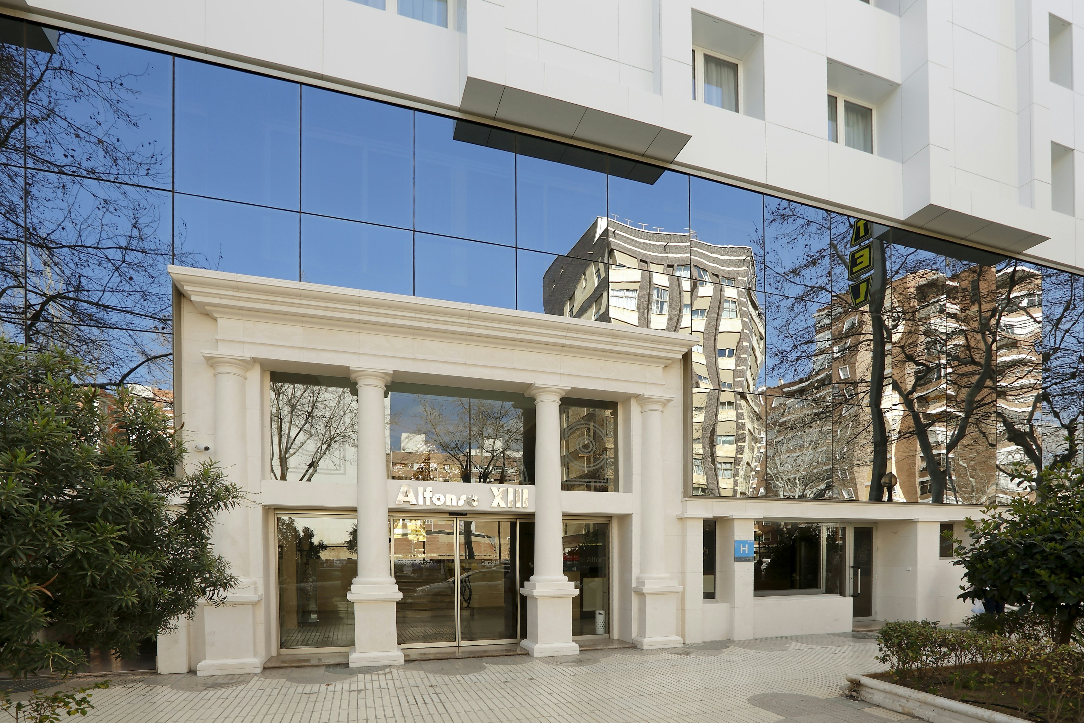 Sercotel Alfonso XIII Hotel