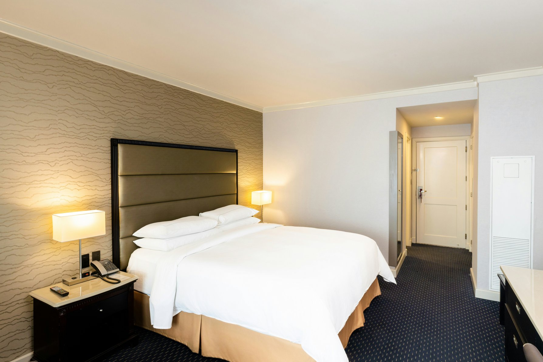 Hilton Princess San Pedro Sula Room Type - 1 KING BED ACCESSIBLE ROOM