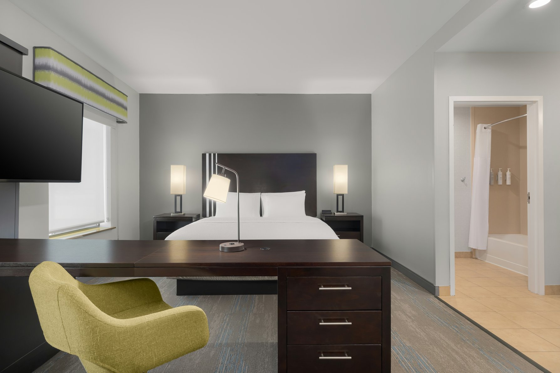 Hampton Inn Pleasanton Room Type - 1KN MOB HEA ACC TUB STU NS