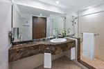 Spacious Studio with Kitchen