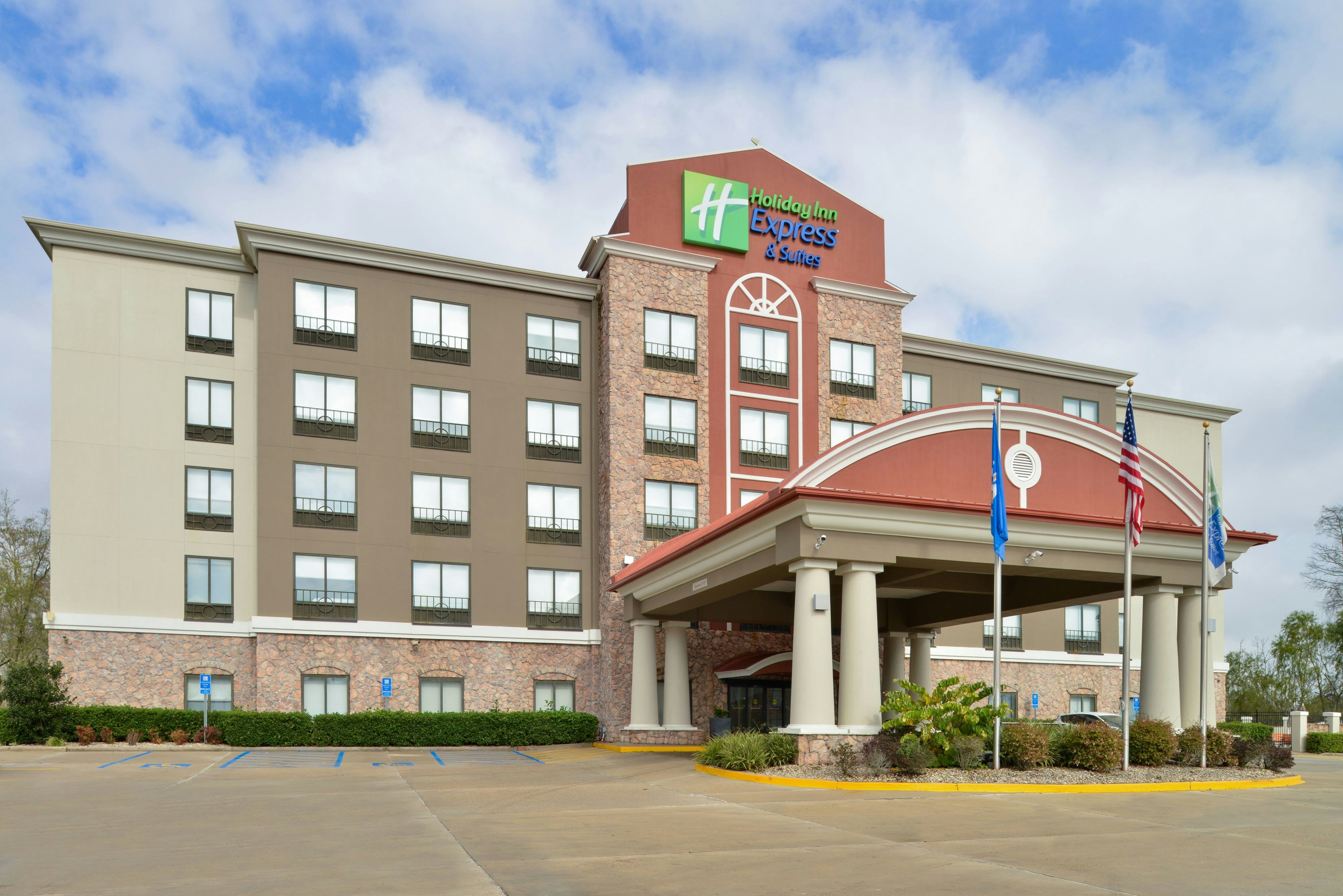 Holiday Inn Express & Suites La Place