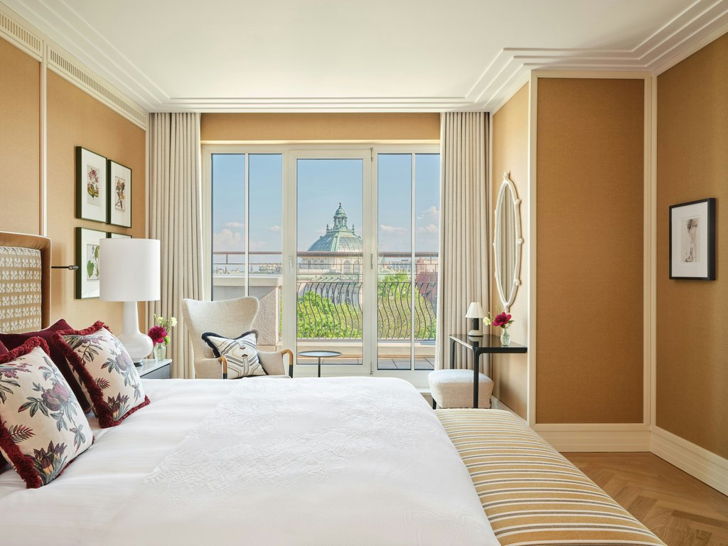Guest photo