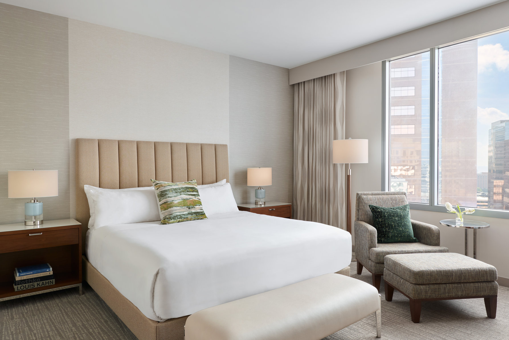 Intercontinental houston medical center Room Type - 1 King Junior Suite