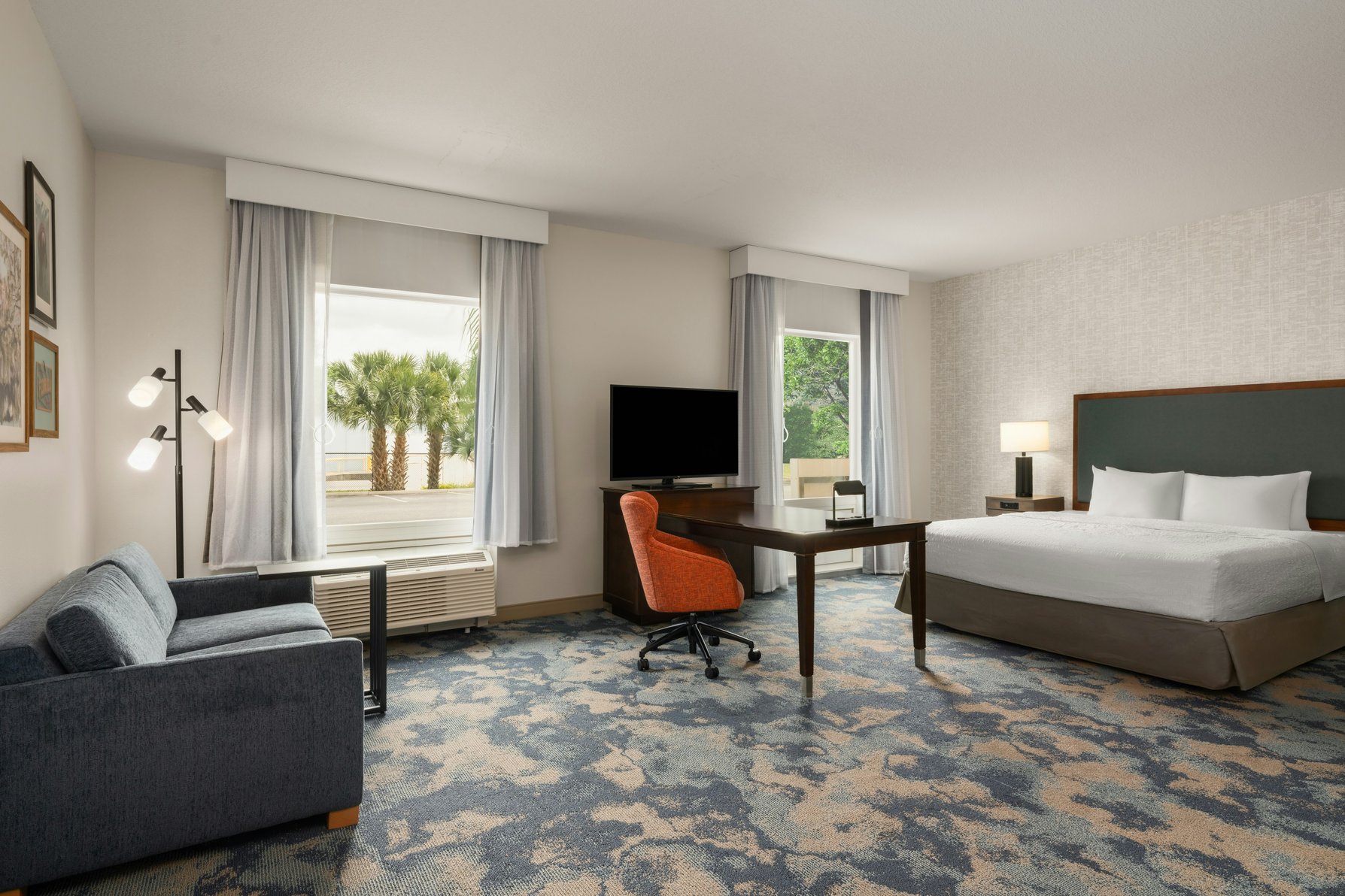Hampton Inn & Suites by Hilton Deland Room Type - 1KN MOB HEA ACC RIS STU NS
