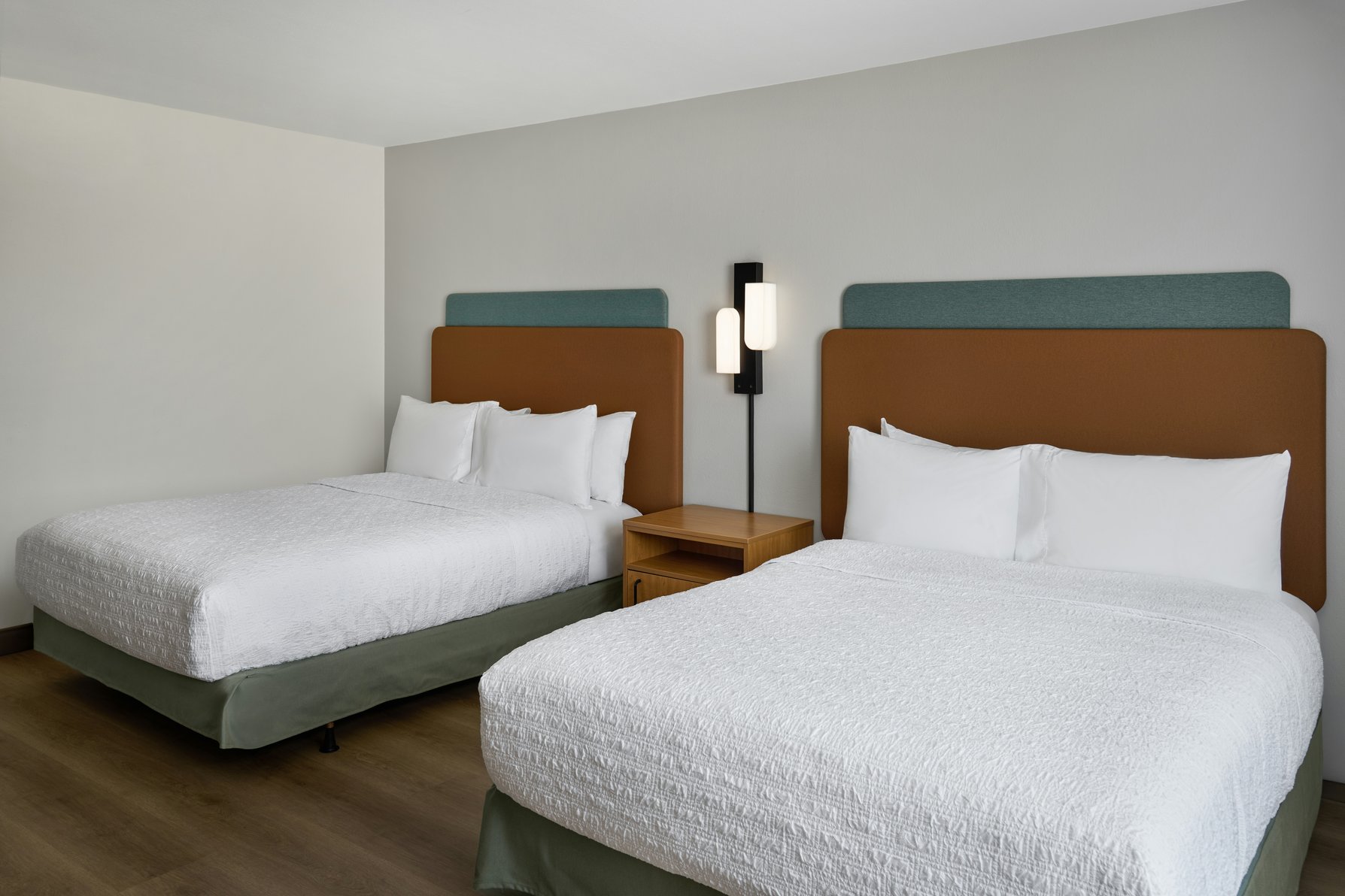 Hampton Inn by Hilton Odessa Room Type - 2QN MOB HEARING ACC TUB
