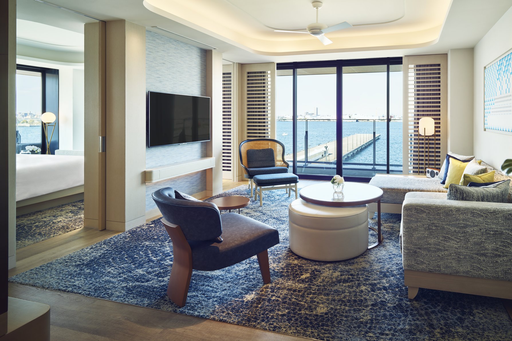 Intercontinental Yokohama Pier 8 Room Type - 1 King Corner Suite Harbour View