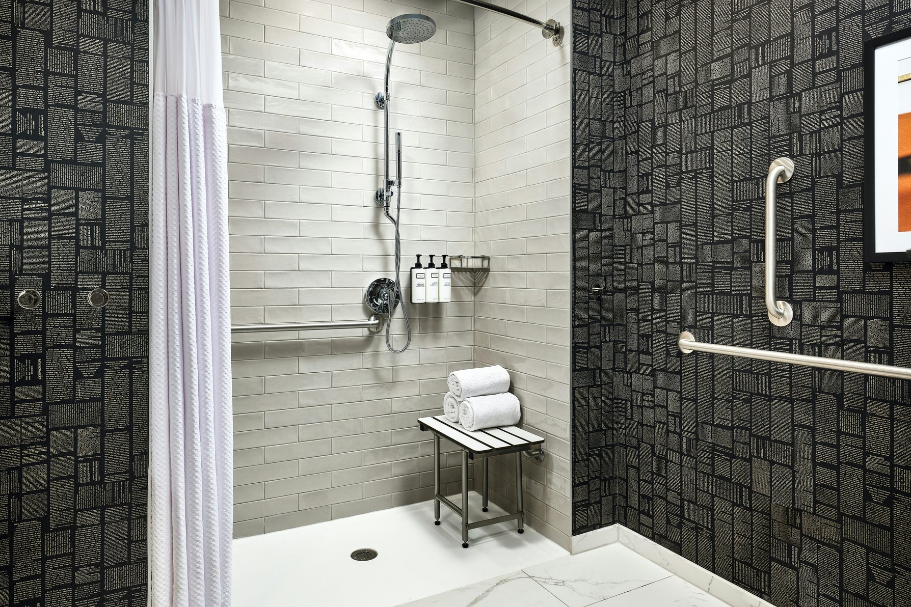 The Slate Denver, Tapestry Collection by Hilton Room Type - 1KNG SUITE MOB HR ACC RIS