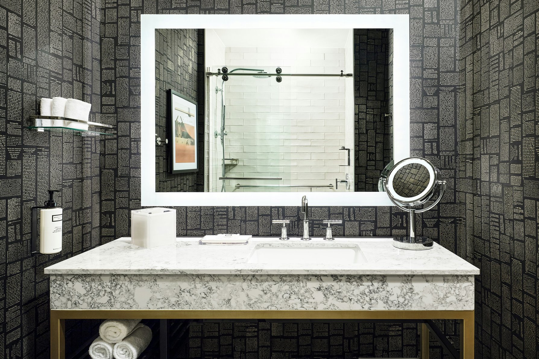 The Slate Denver, Tapestry Collection by Hilton Room Type - 1 KING MTN VIEW