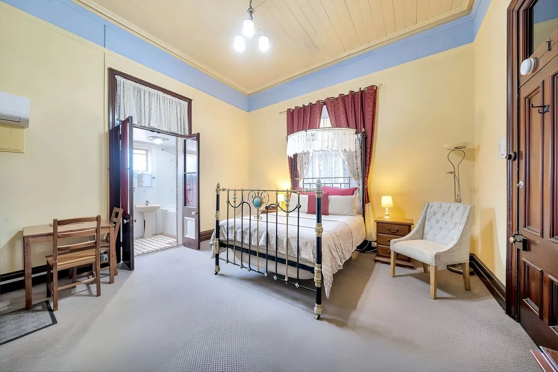 Warwick Settlers Inn