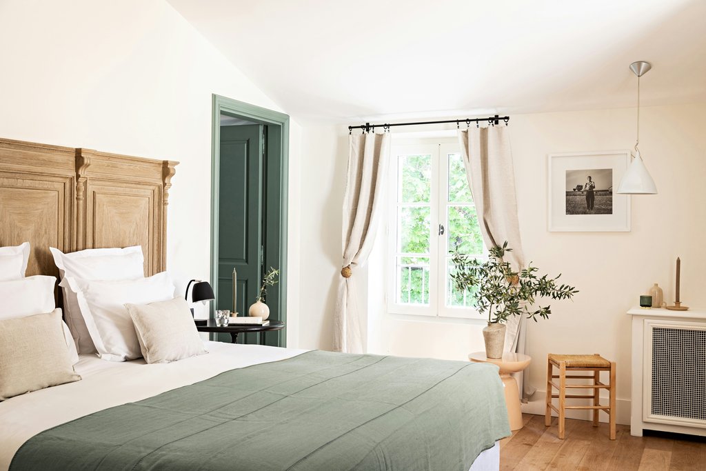 Guest photo