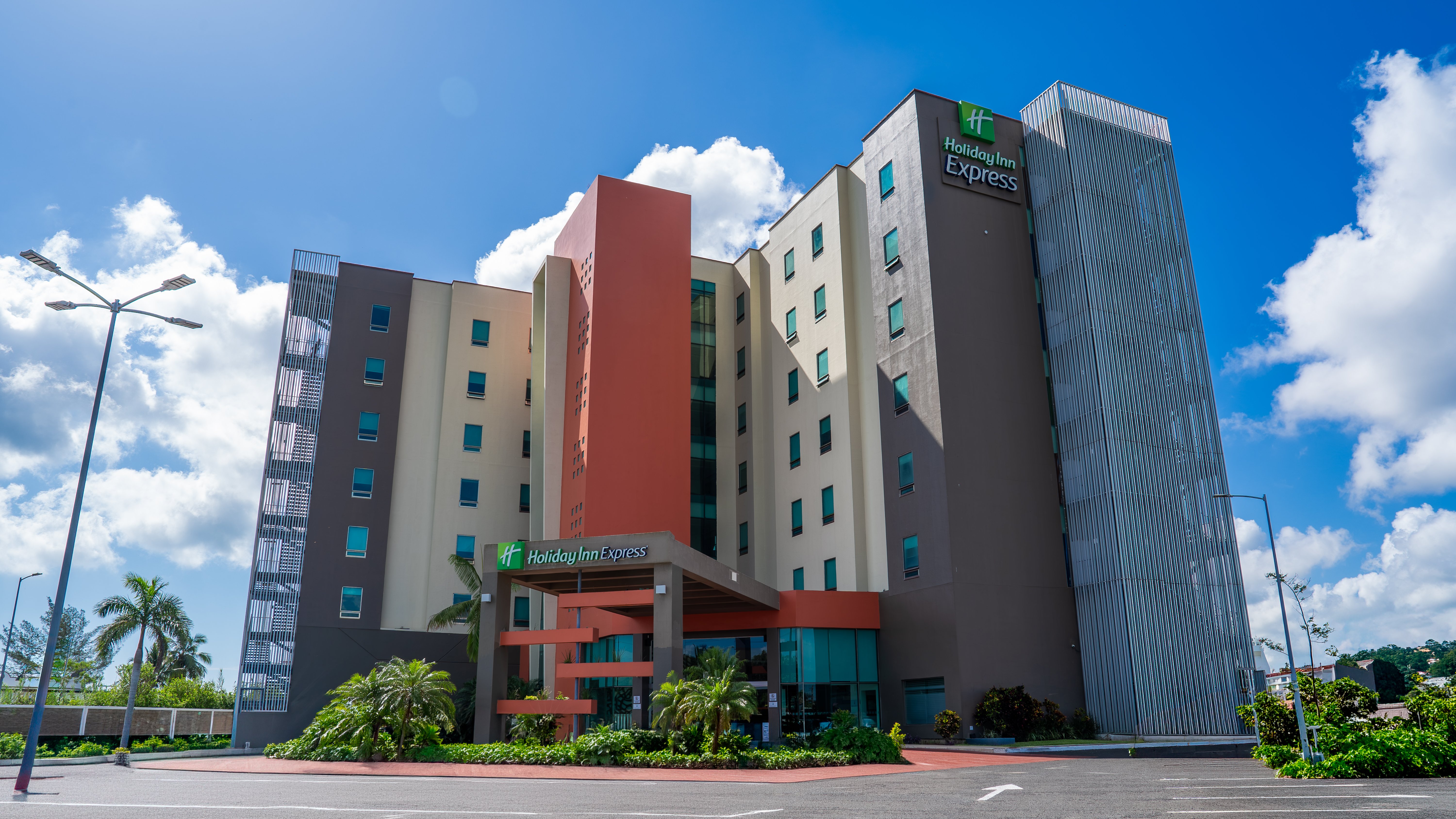Holiday Inn Express Tuxpan