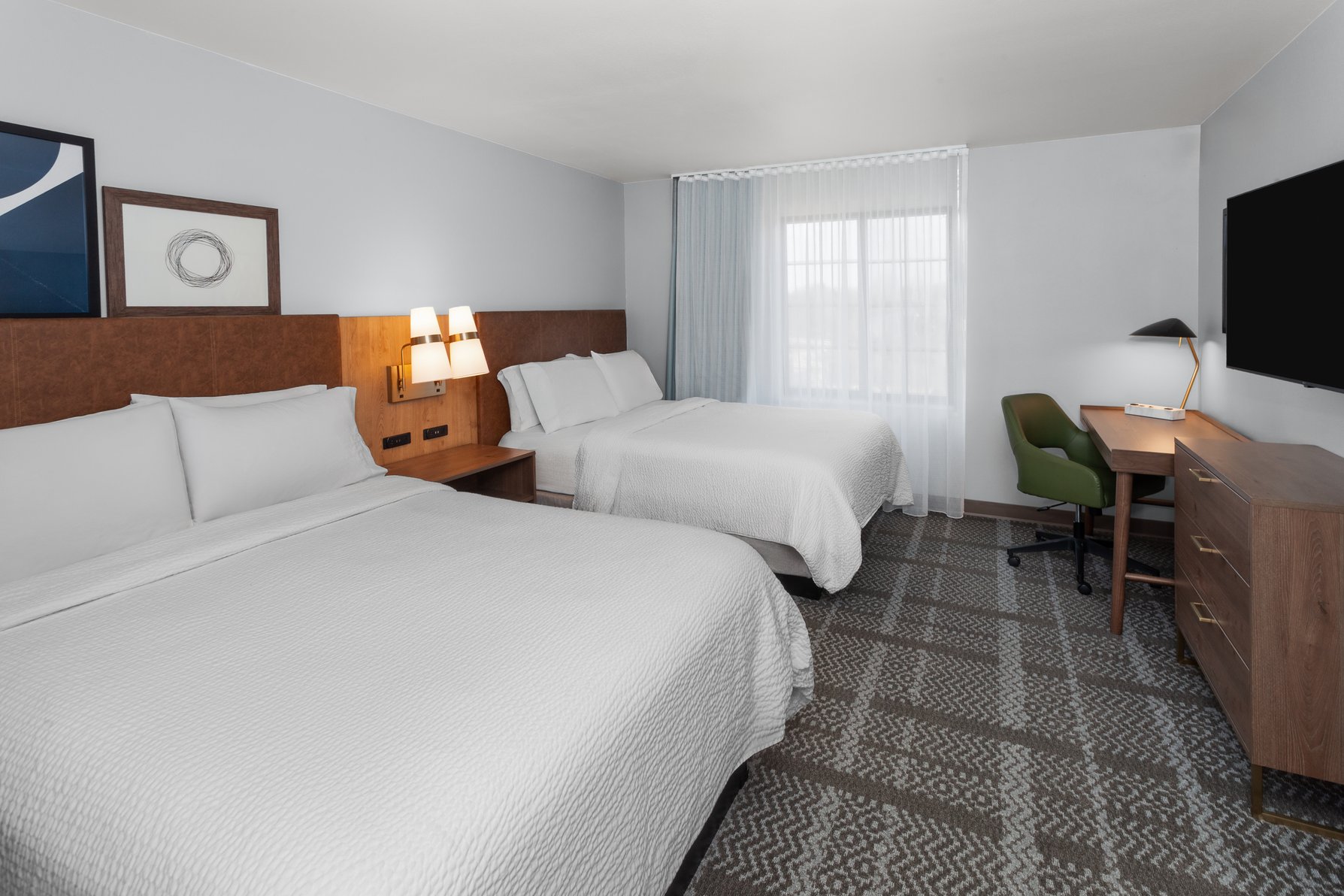 Staybridge Suites LANSING-OKEMOS, an IHG hotel Room Type - 2 Queen 1 Bedroom Suite Sofa Bed