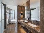 Crown Suite Boulevard View