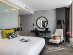 King Bed with Club Lounge Access City View