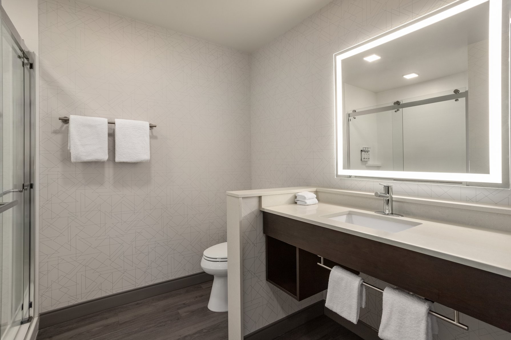 Holiday Inn Express HOUSTON DOWNTOWN by IHG Room Type - 2 Queen Standard Communications Accessible