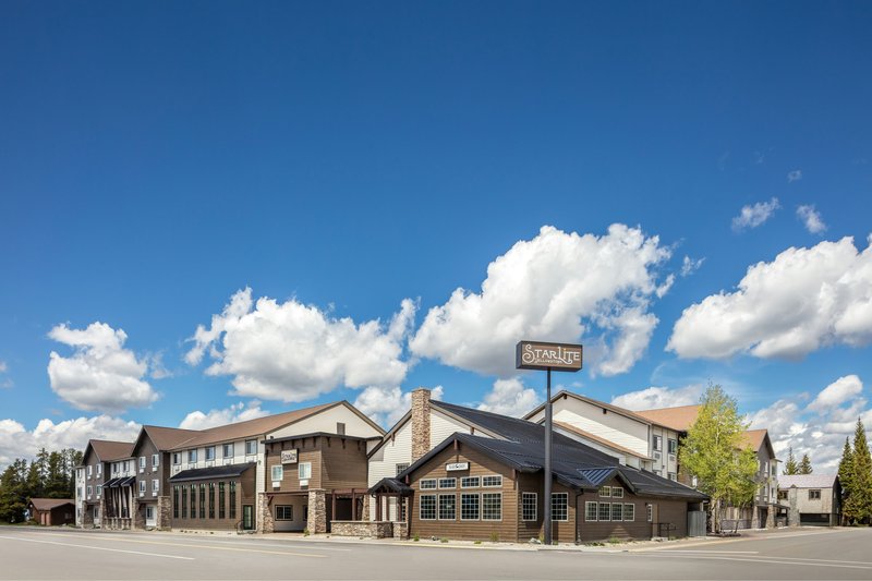 Starlite Yellowstone, Tapestry Collection by Hilton