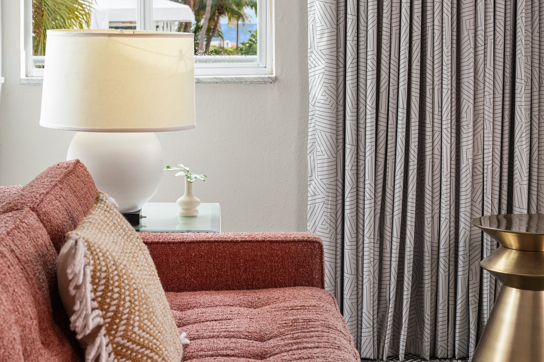 Kimpton Surfcomber Hotel, an IHG hotel Room Type - 1 King Studio Suite Kimpton Surfcomber Hotel, an IHG hotel Room Type - 1 King Studio Suite