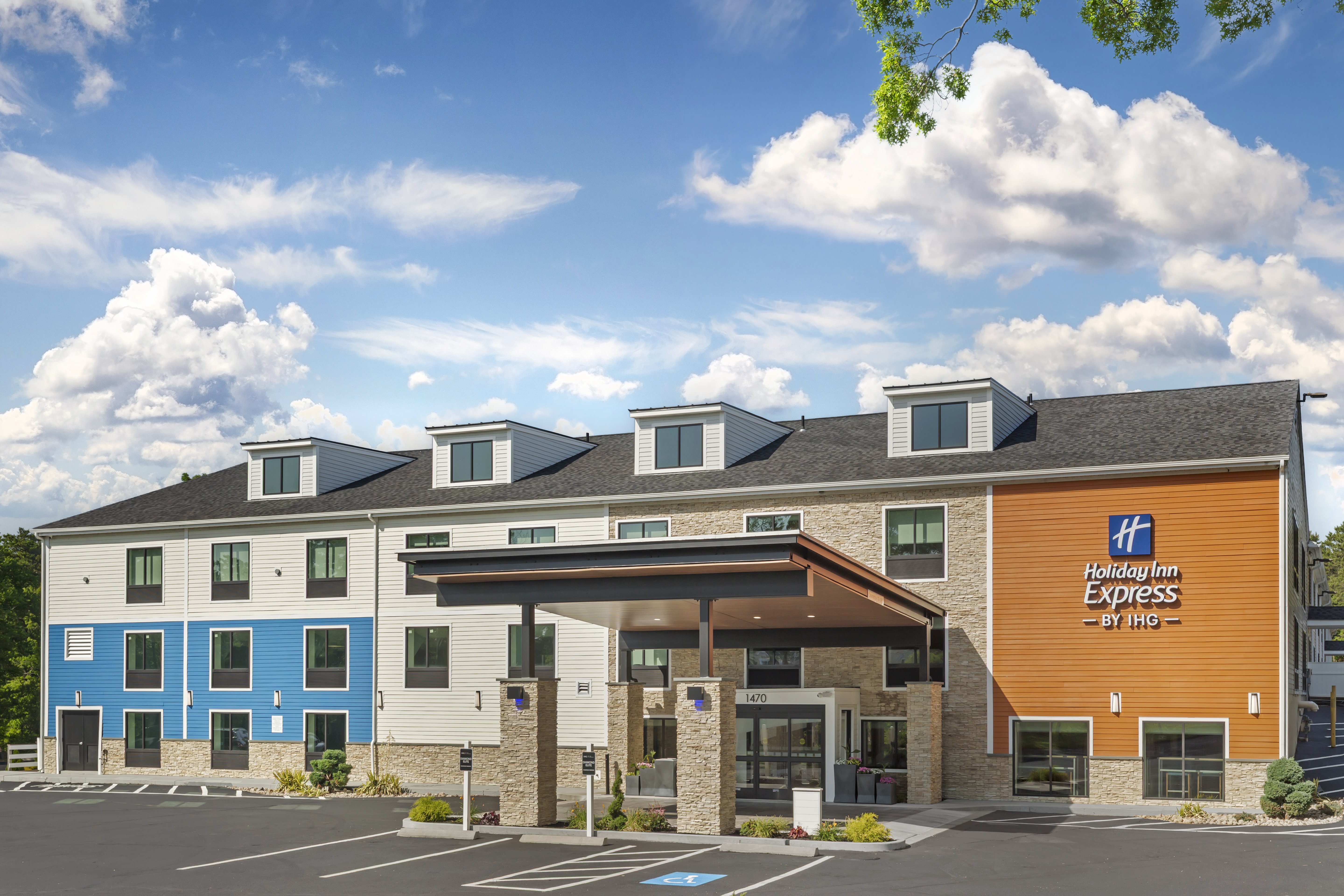 Holiday Inn Express Cape Cod