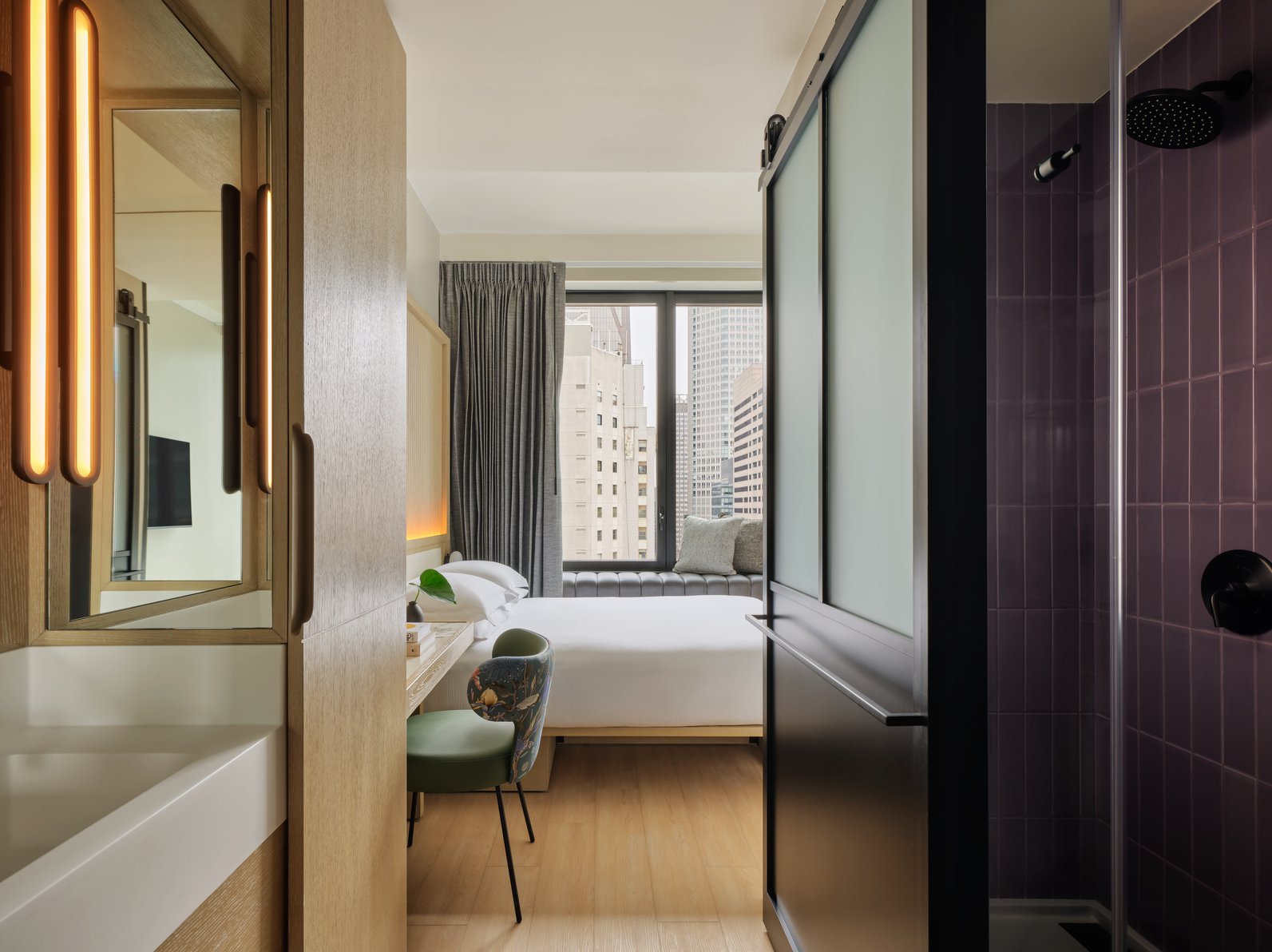 Kimpton ERA MIDTOWN NEW YORK by IHG Room Type - 1 Essential King High Floor