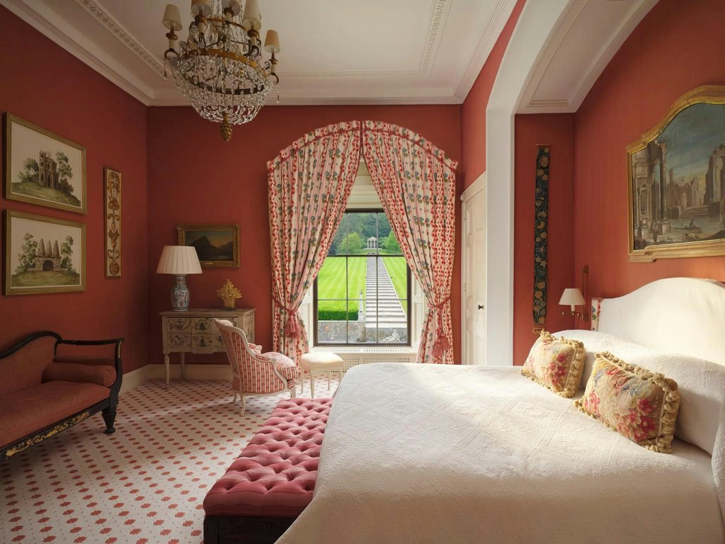 Guest photo