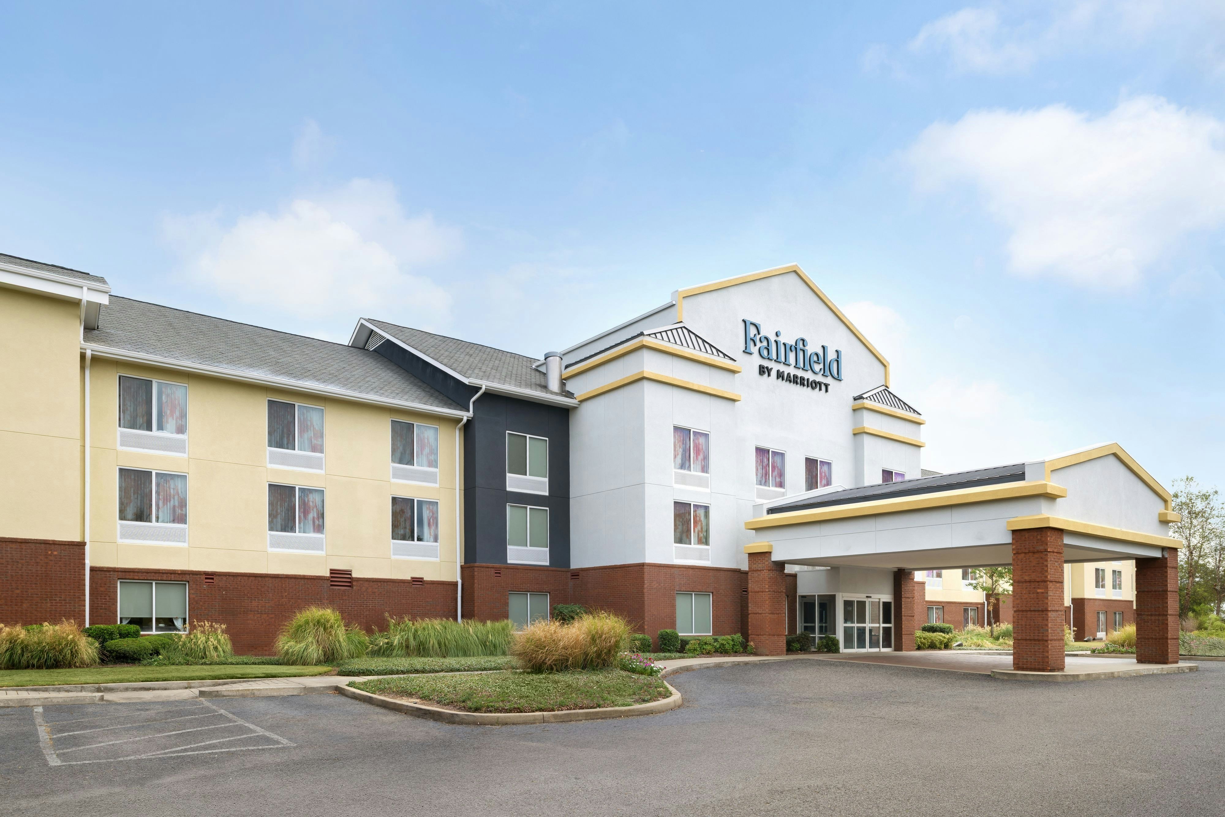 Fairfield Inn & Suites