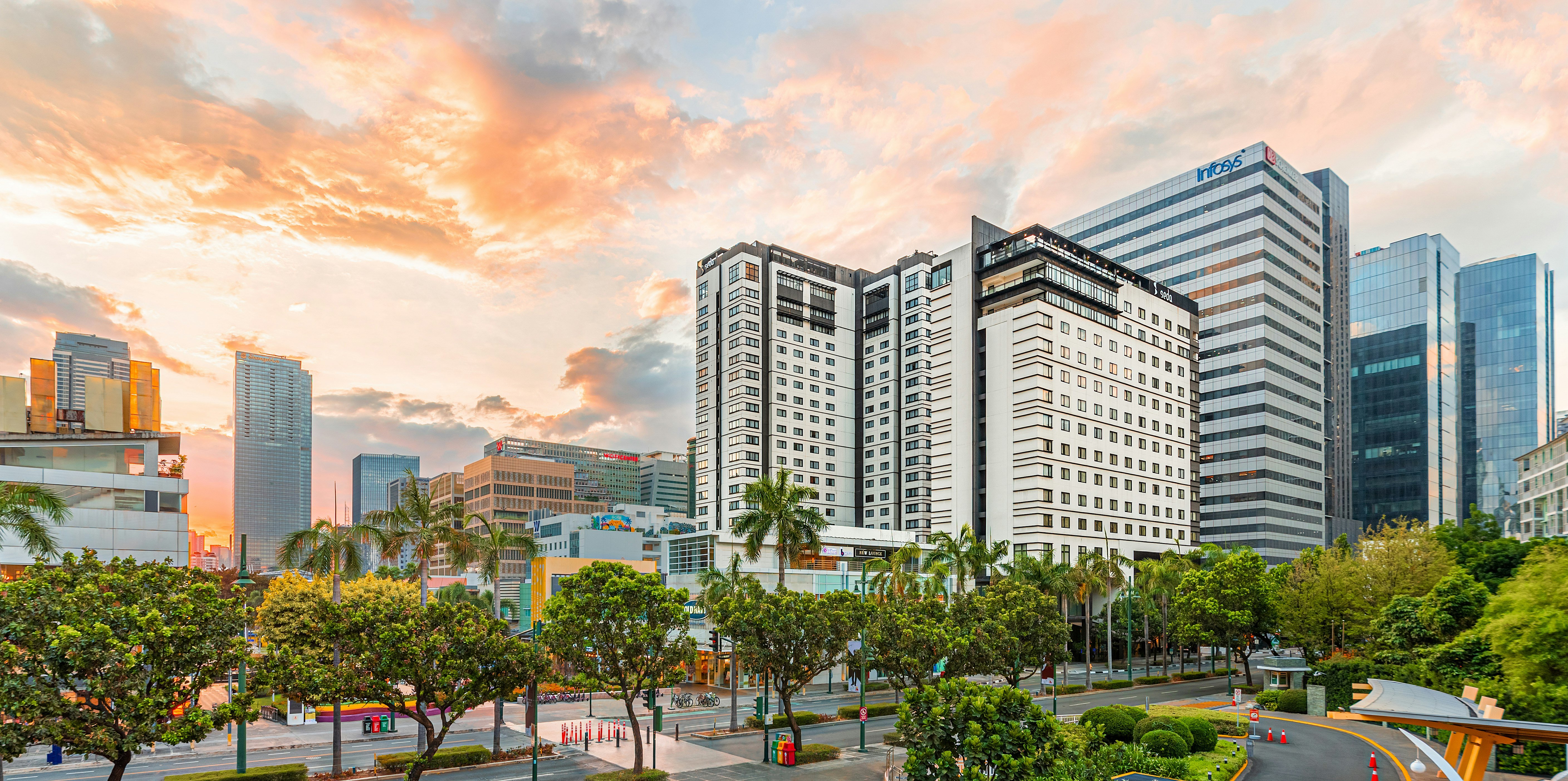 Seda Bonifacio Global City