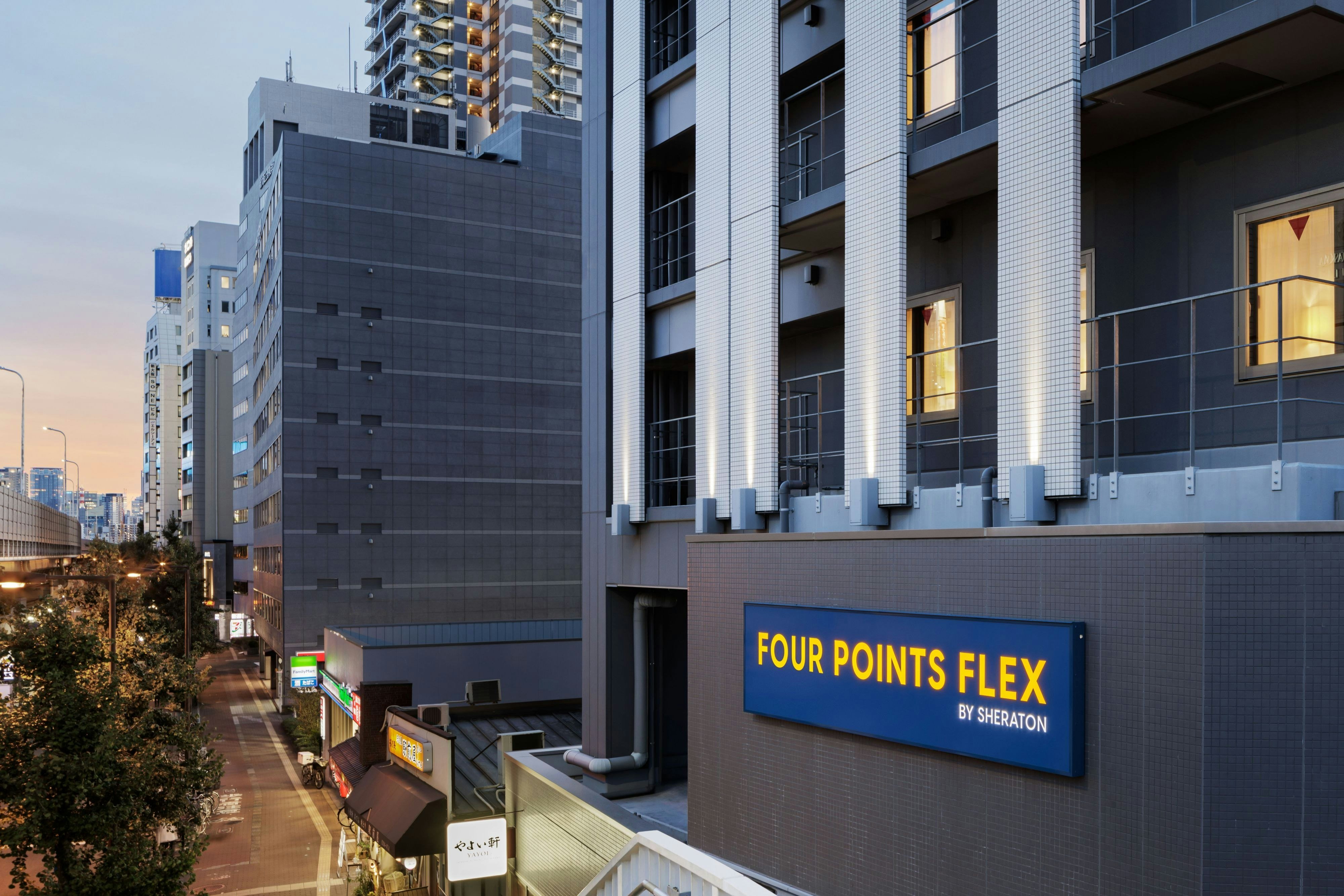 Four Points Flex by Sheraton Shin Osaka
