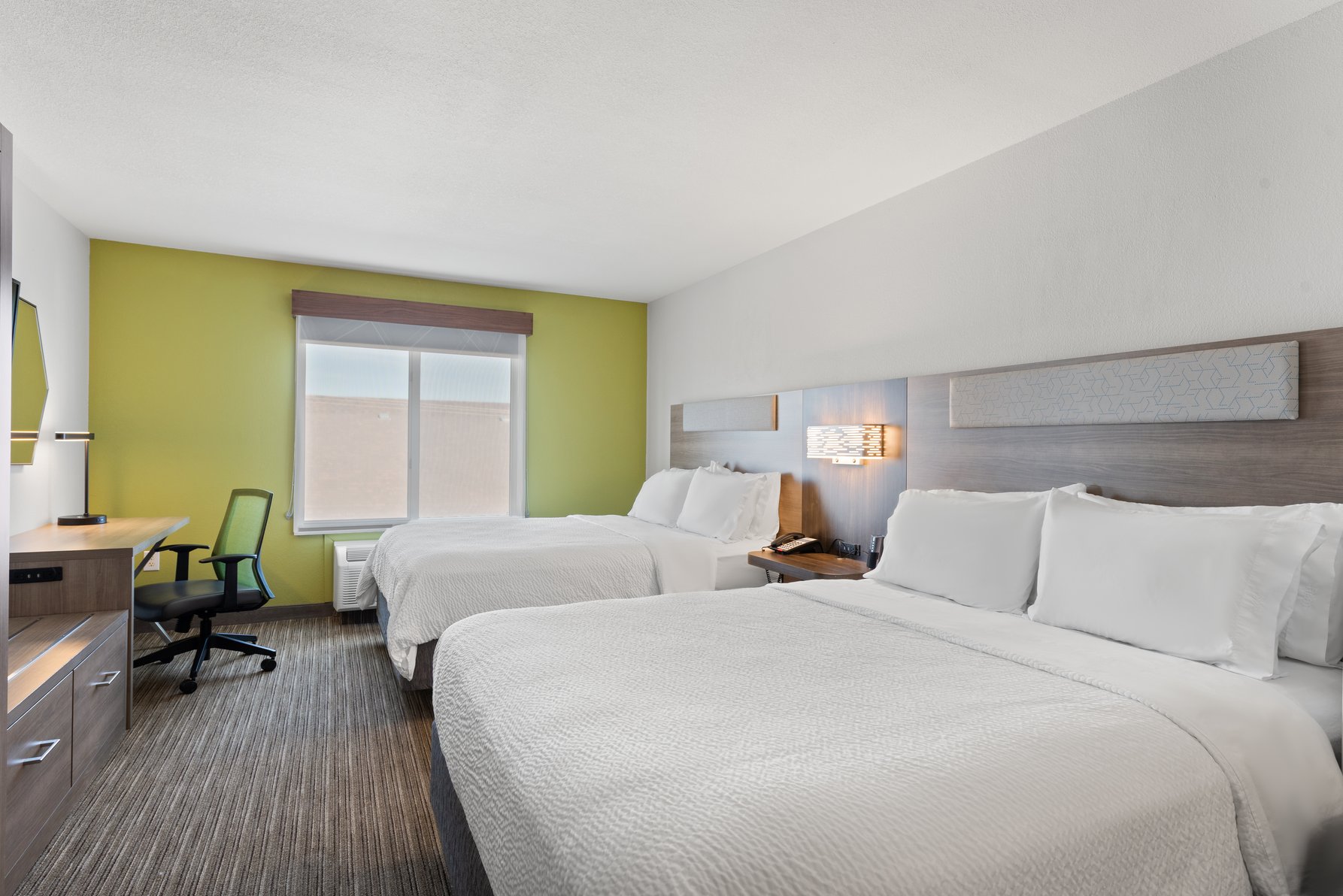 Holiday Inn Express Hotel & Suites LAMAR Room Type - 2 Queen Beds Standard Extra Floor Space