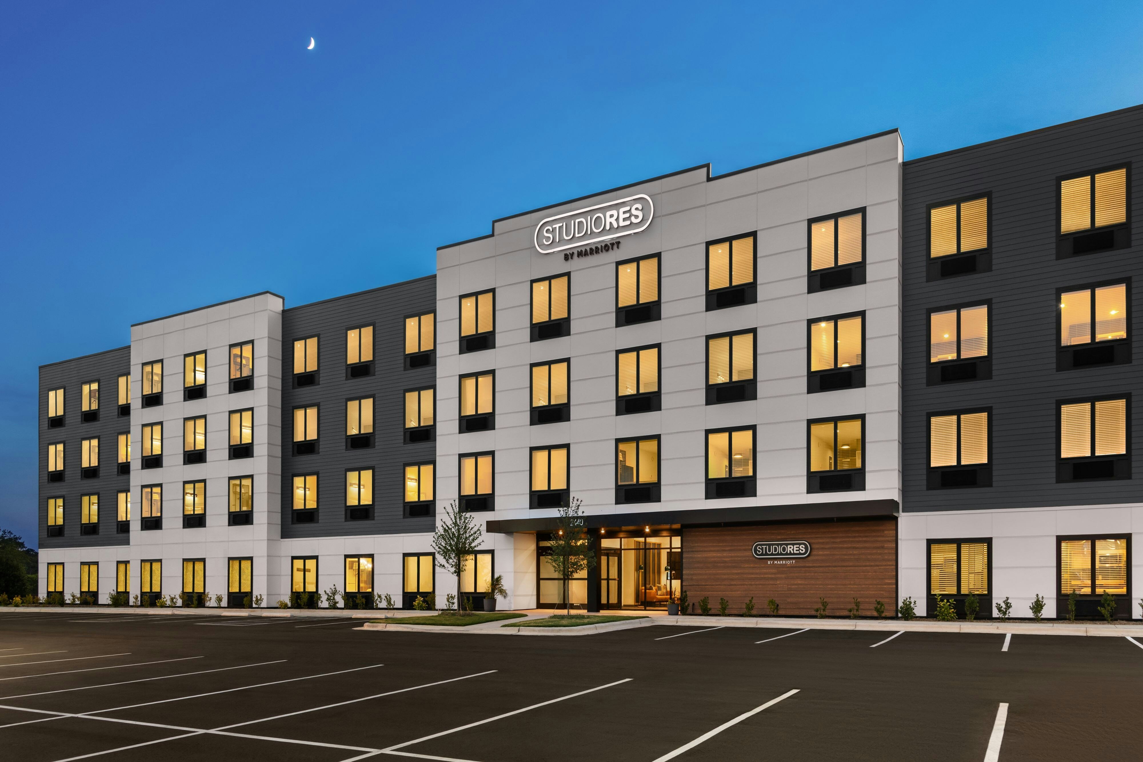 StudioRes by Marriott Fayetteville West