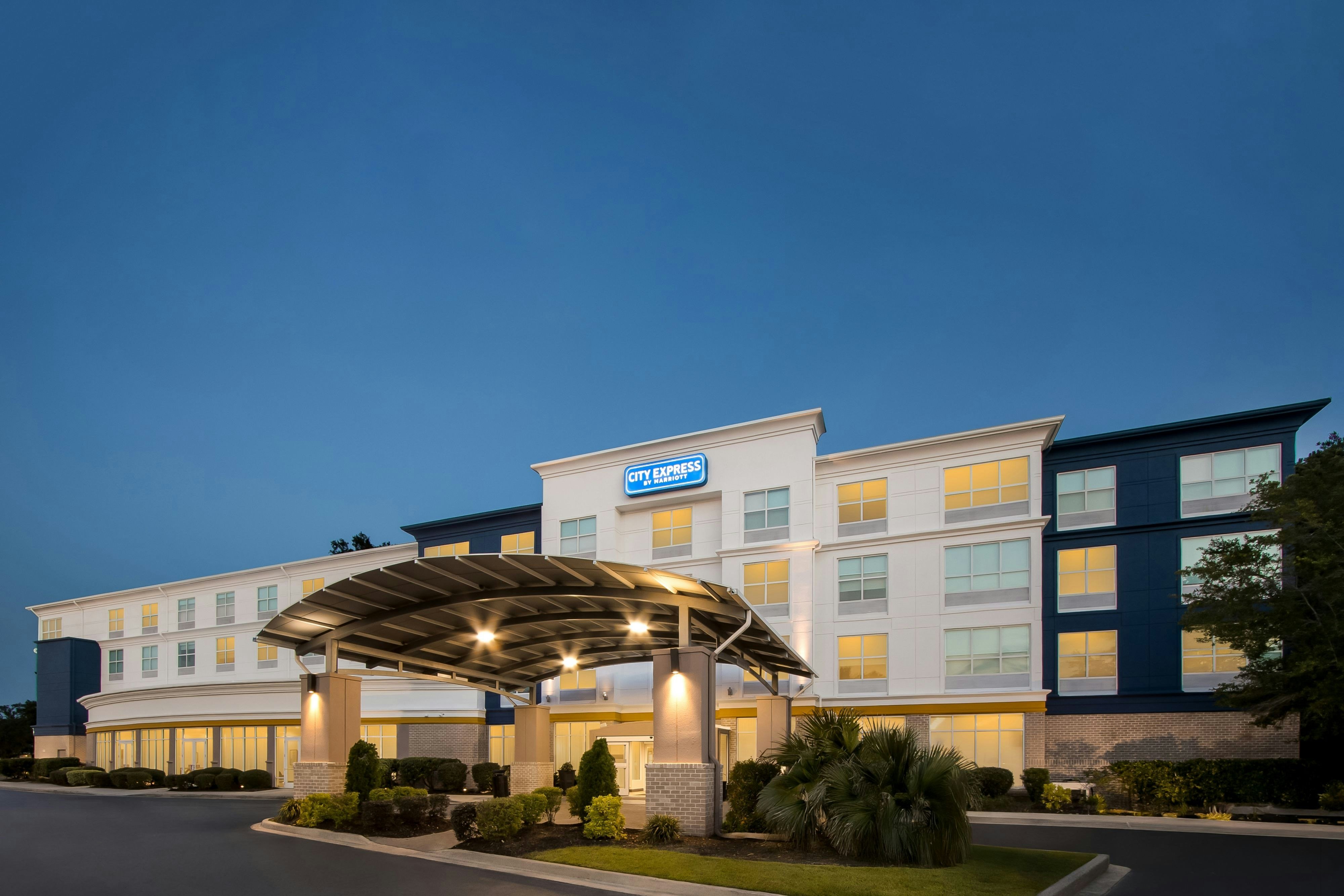 City Express by Marriott Pooler Savannah