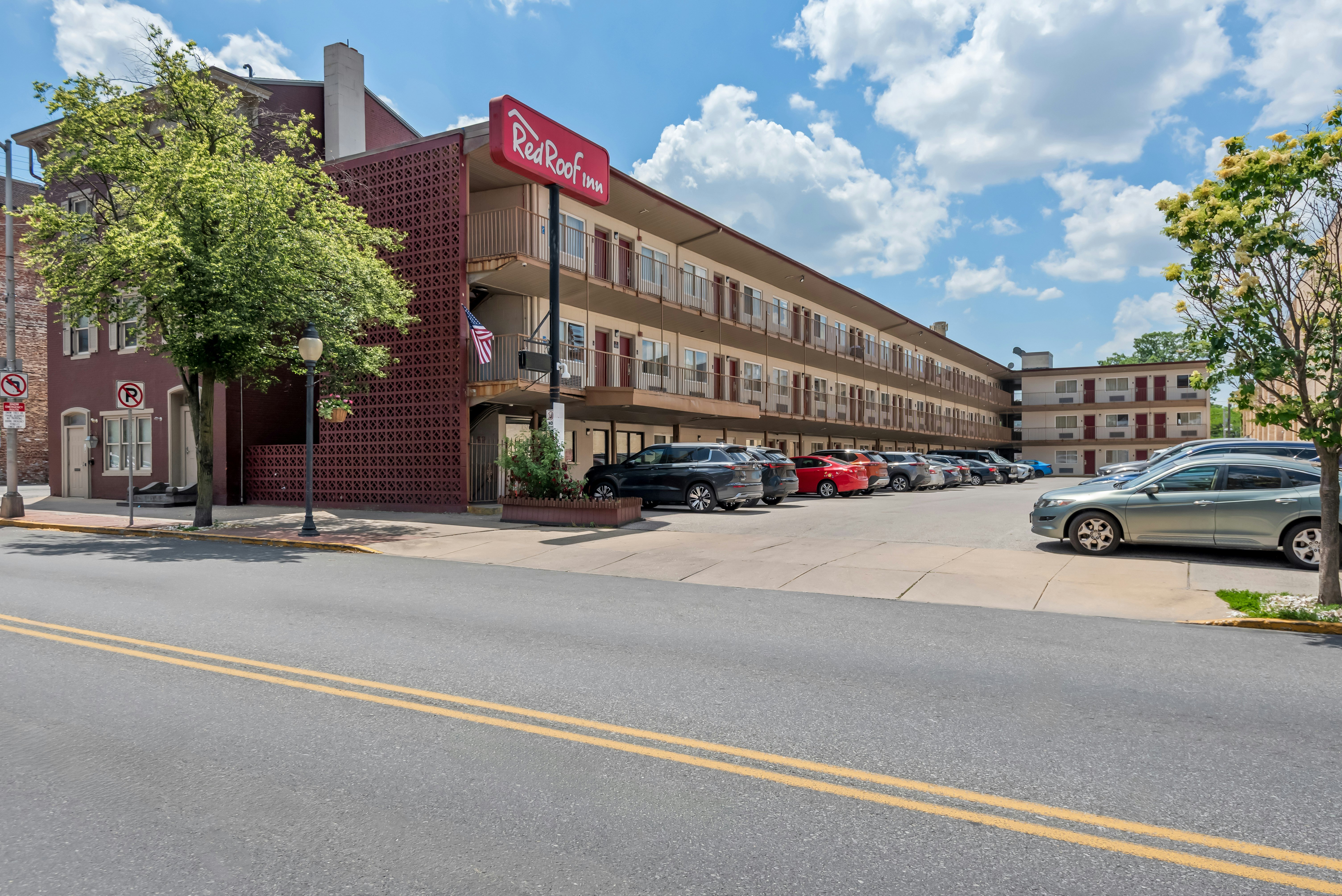 Red Roof Inn York Downtown