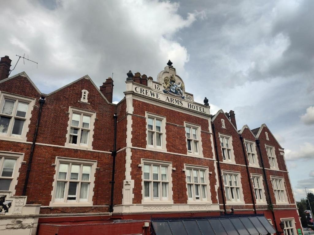 The Crewe Arms Hotel