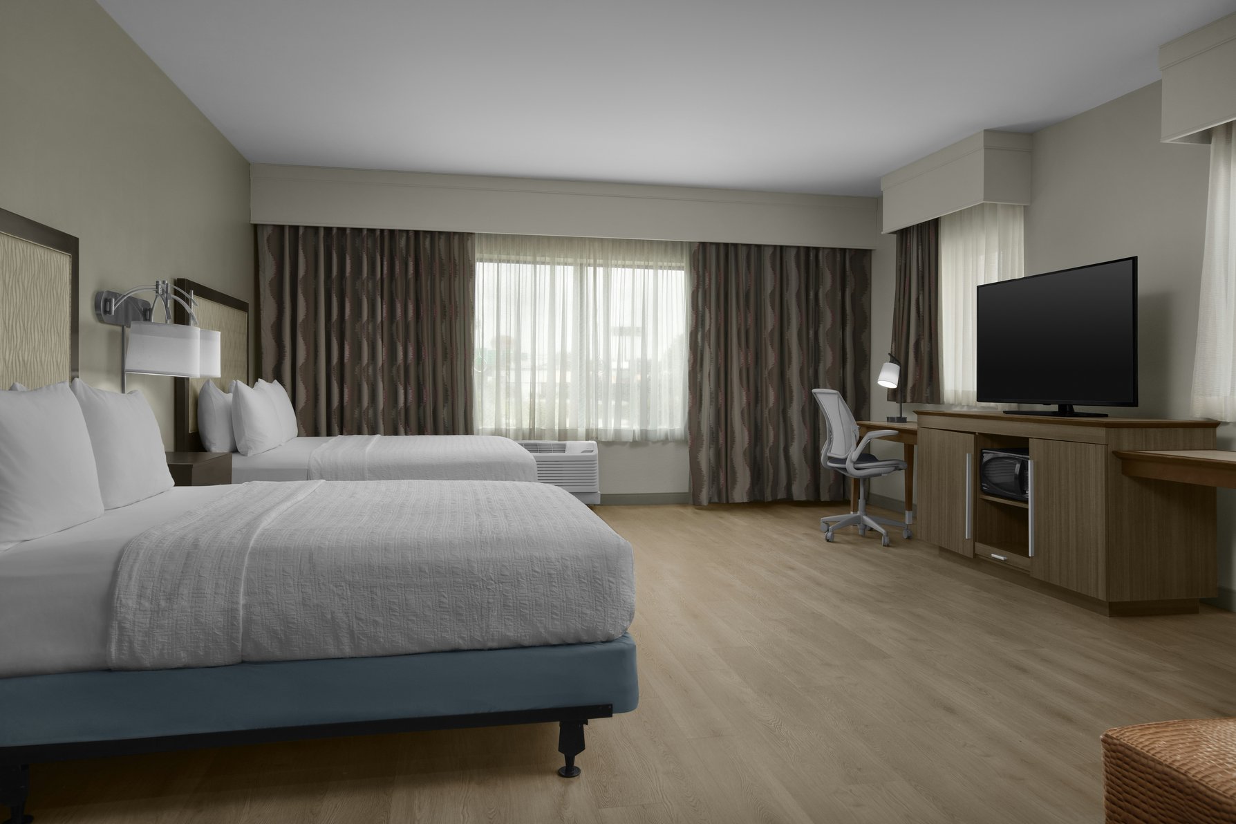 Hampton Inn by Hilton Hattiesburg Room Type - 2 QNS ACCESSIBLE W TUB NS
