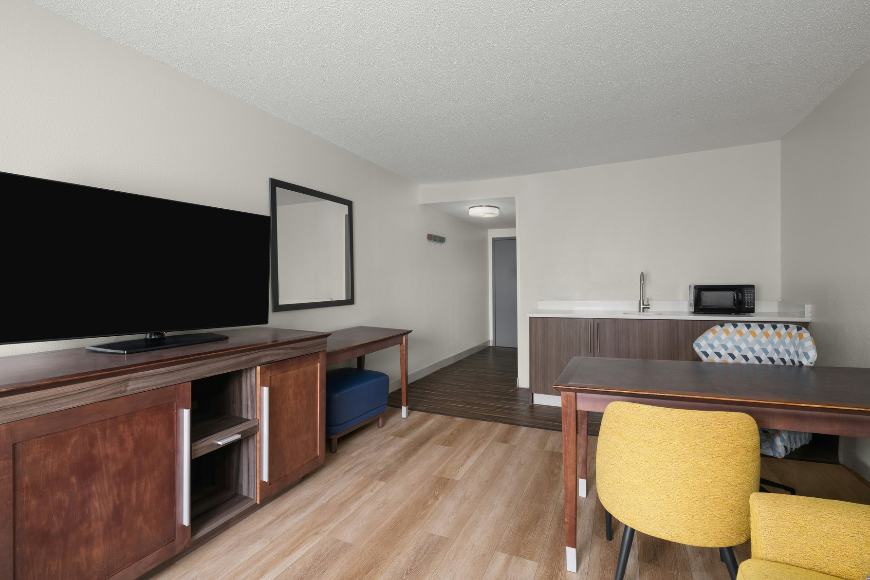 Hampton Inn by Hilton Havelock Room Type - 1KNG STUDIO SHOWER ONLY NS