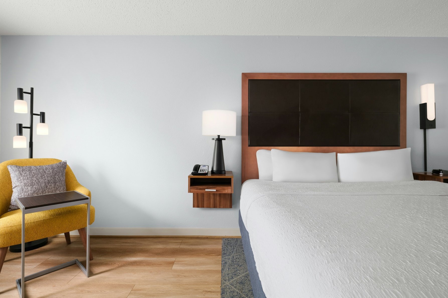 Hampton Inn by Hilton Havelock Room Type - 1 KNG ACCESSIBLE TUB NS