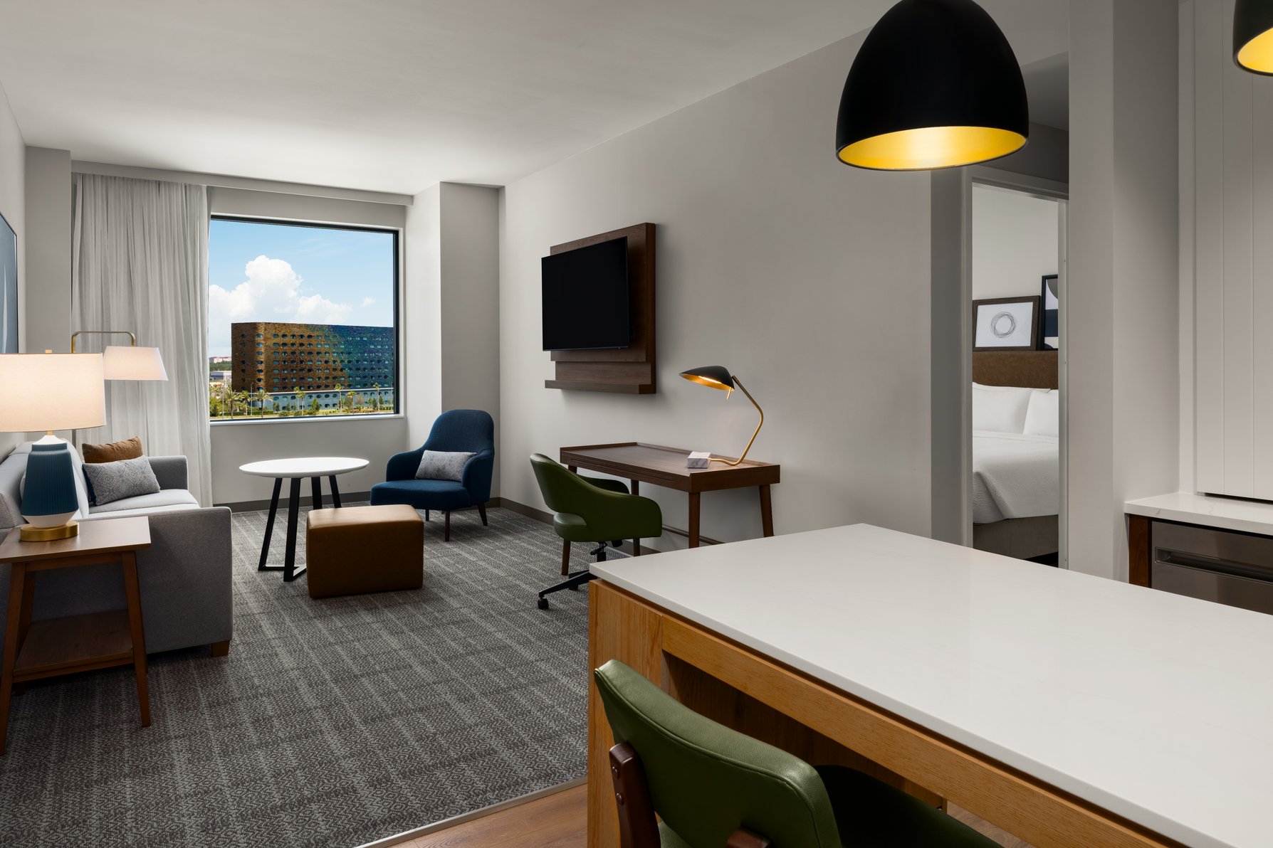 Staybridge Suites ORLANDO UNIVERSAL BLVD by IHG Room Type - 2 Queen One Bedroom Suite Mobility Accessible Tub