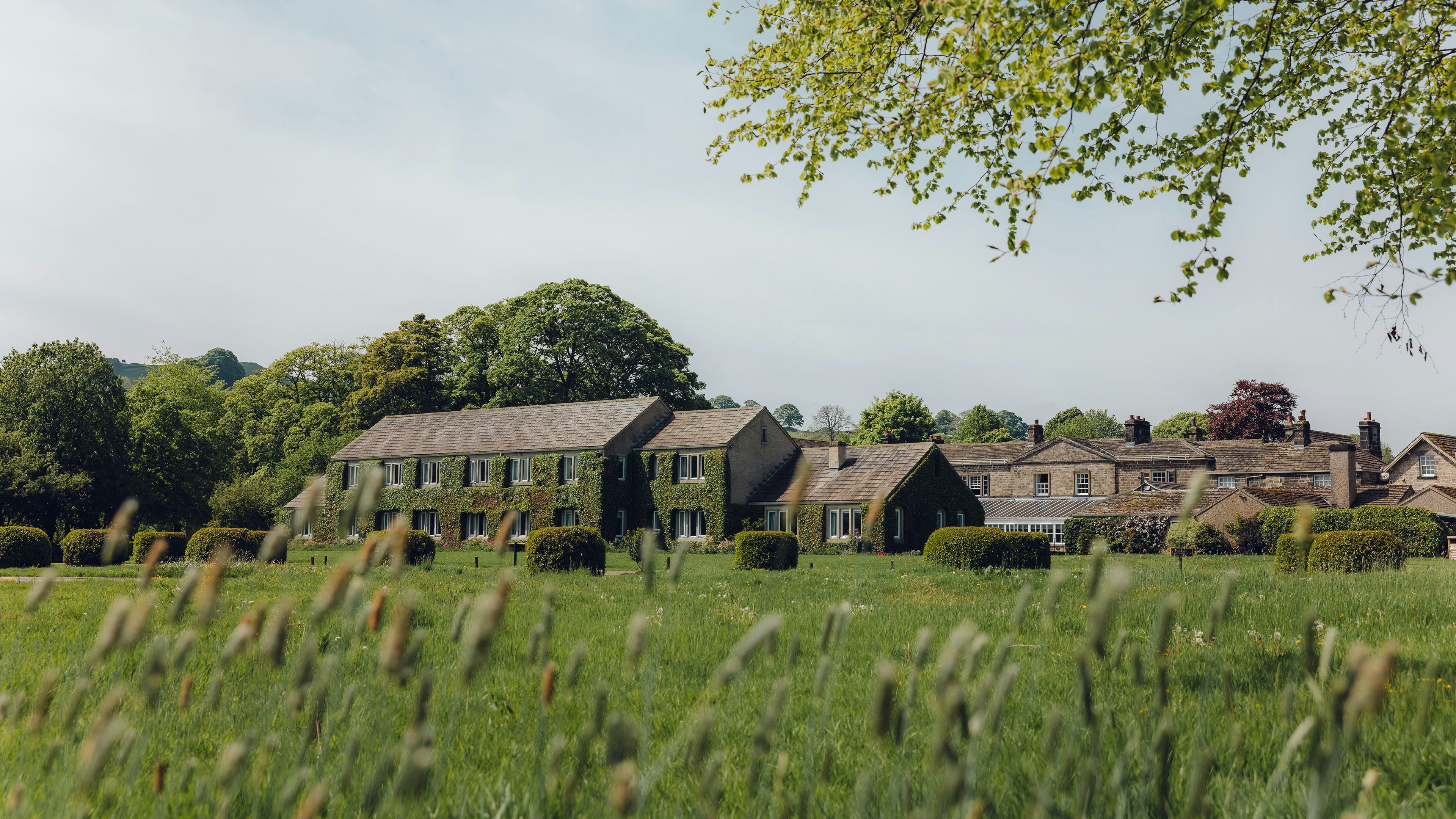 The Devonshire Arms Country House Hotel