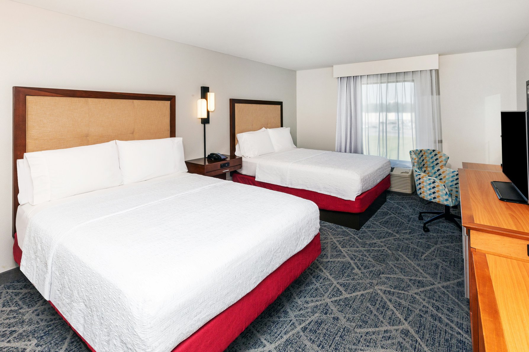 Hampton Inn & Suites by Hilton Lonoke Room Type - 2 QNS HEARING ACC NOSMOK