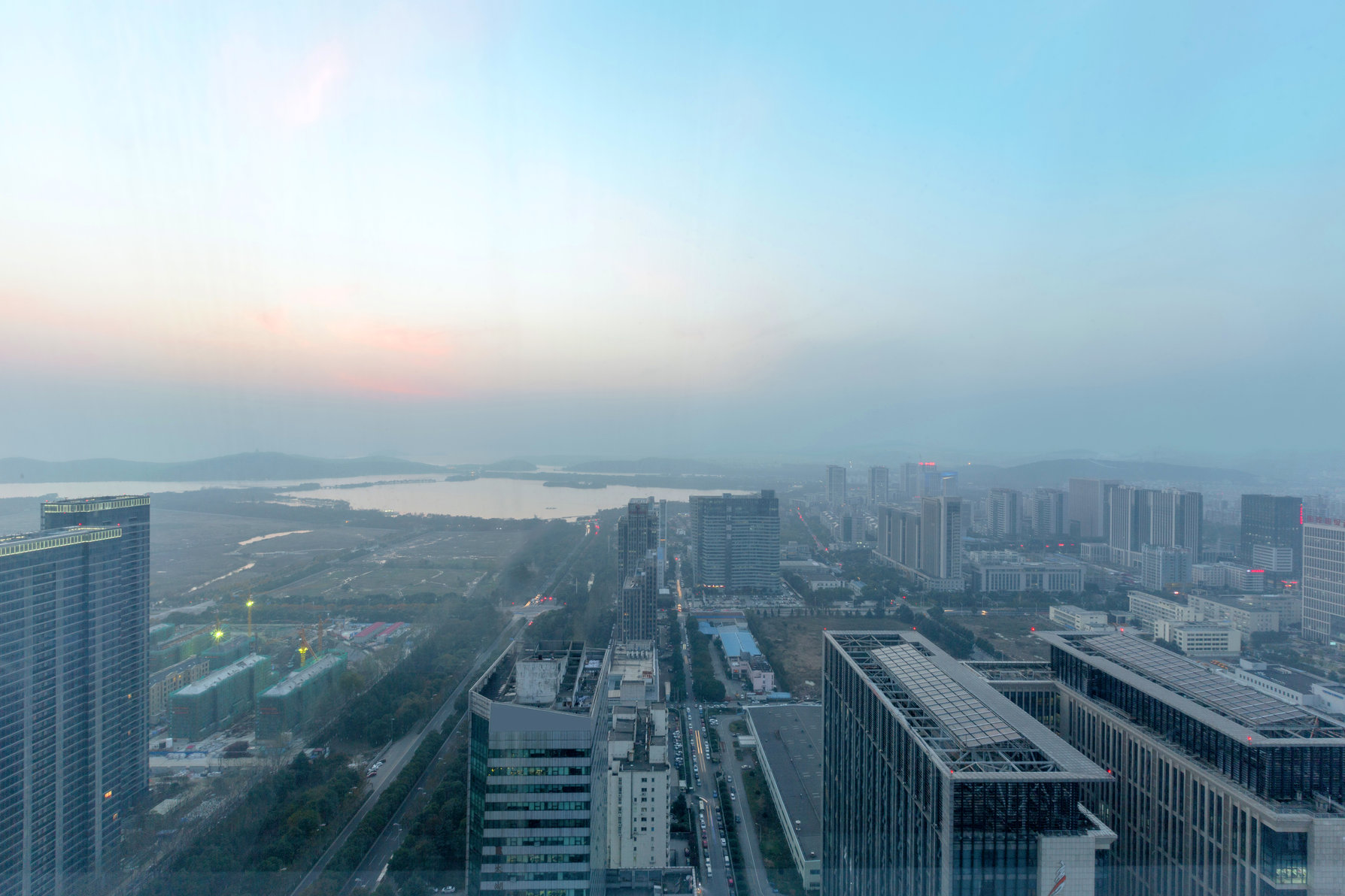 Crowne Plaza WUXI TAIHU Room Type - 2 Double Standard Lihu Lake View Crowne Plaza WUXI TAIHU Room Type - 2 Double Standard Lihu Lake View