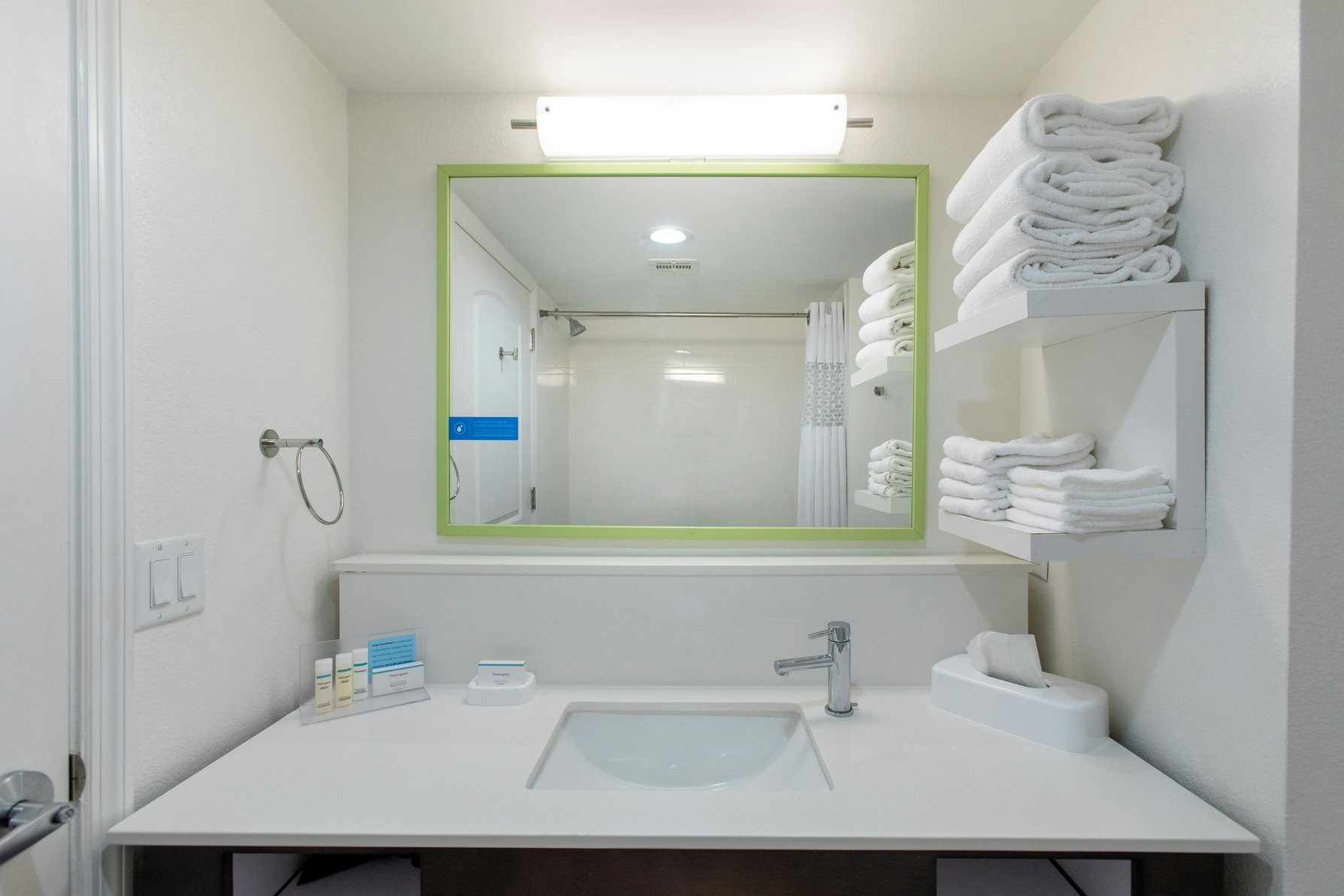 Hampton Inn Saint Augustine Beach Room Type - 1 KING STD BALCONY NS