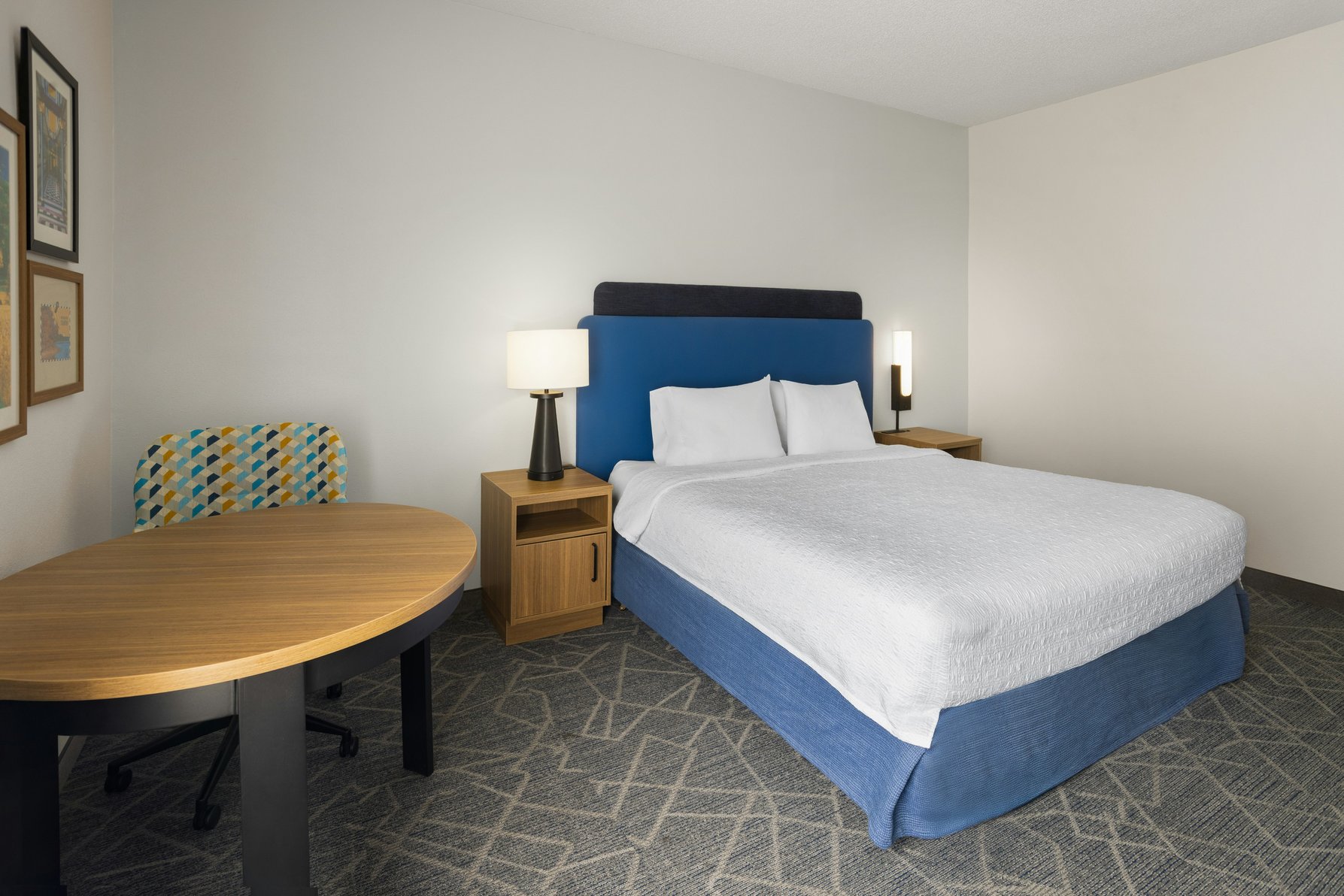 Hampton Inn by Hilton Staunton Room Type - 1KG MOB HEAR ACC RI-SHW NS