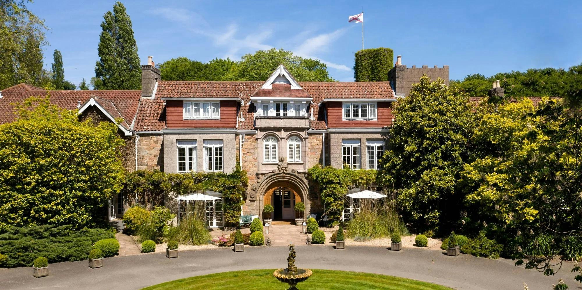Longueville Manor