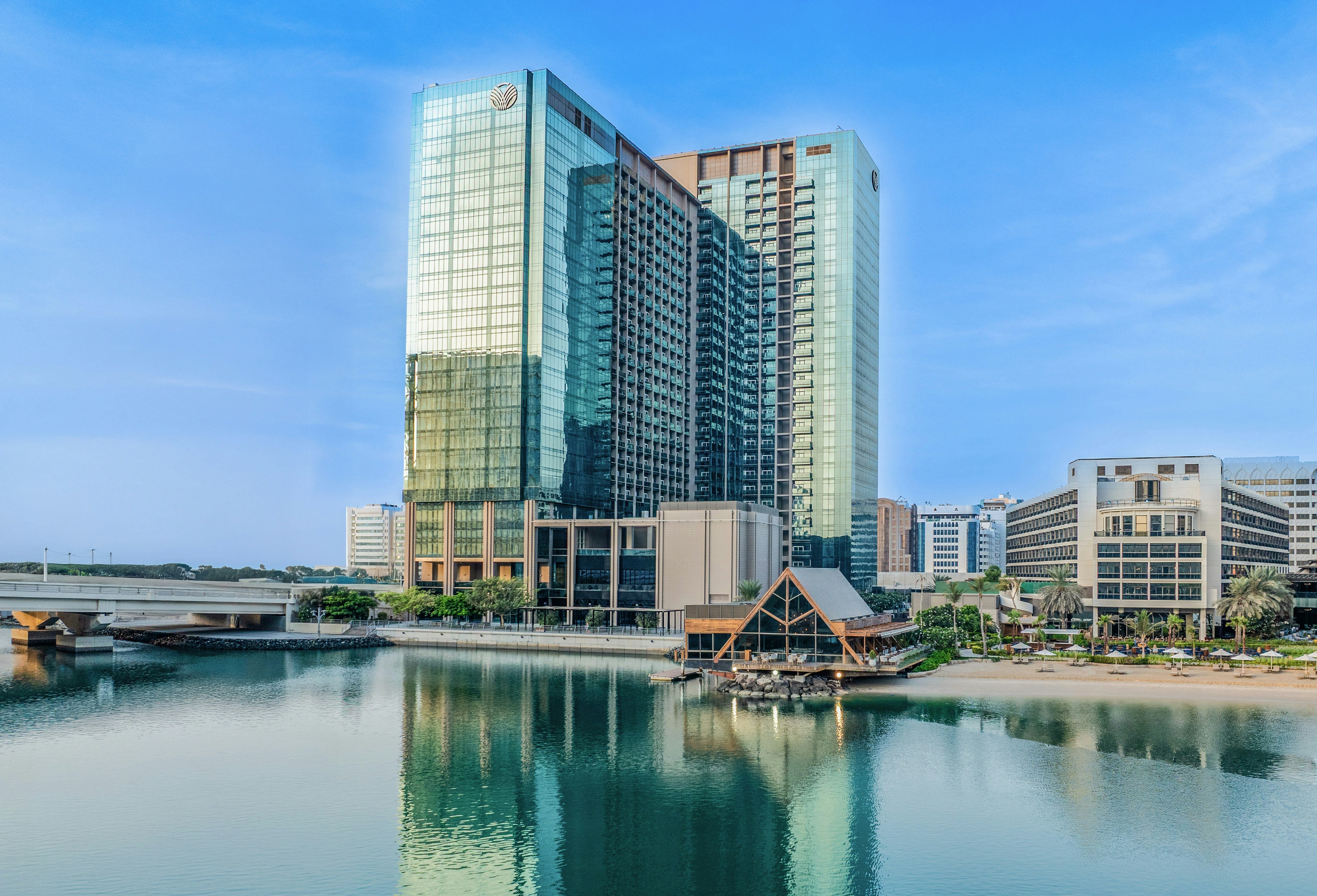 Beach Rotana Residences