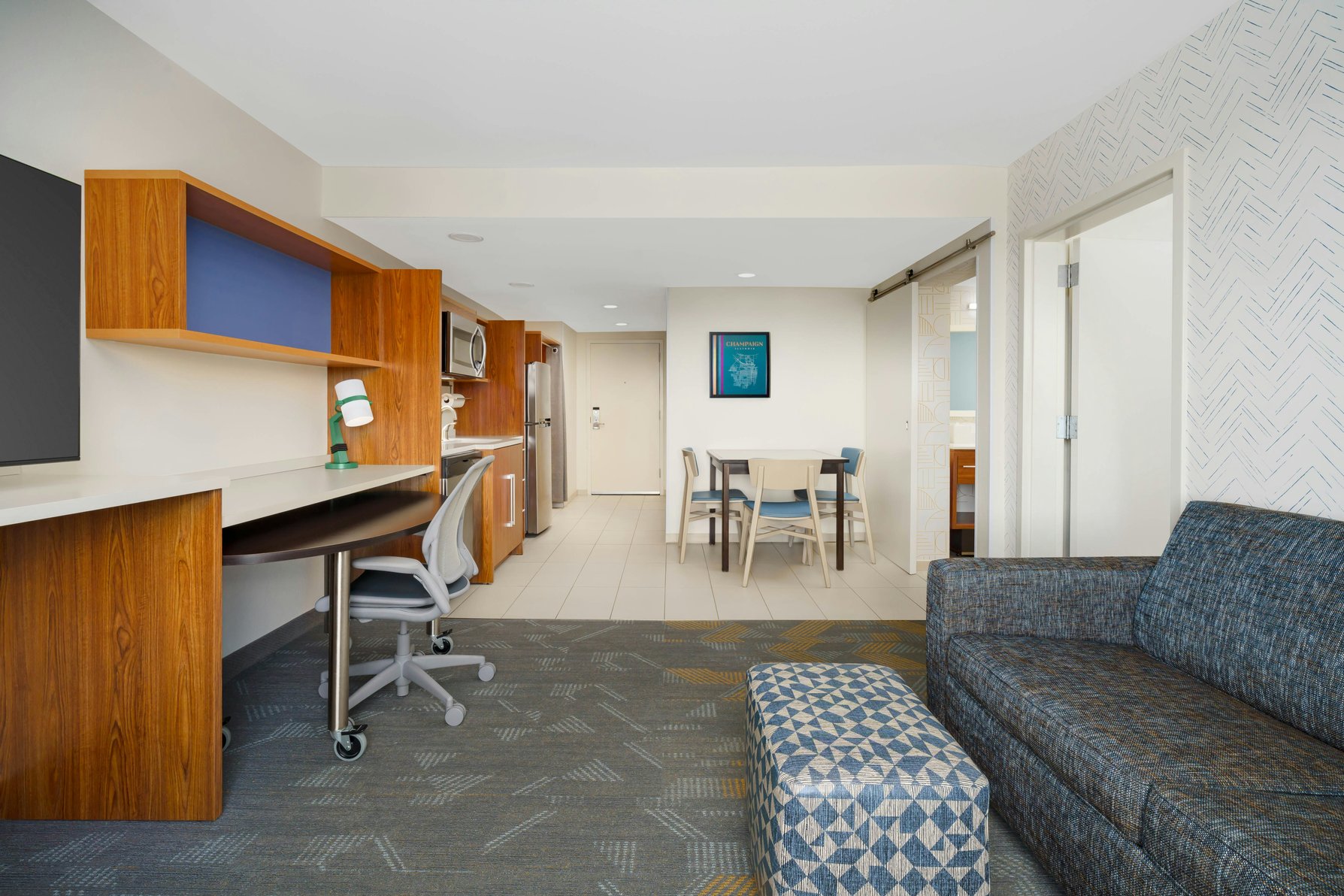 Home2 Suites by Hilton Champaign Urbana Room Type - 1 QUEEN 1BDRM SUITE NOSMOK