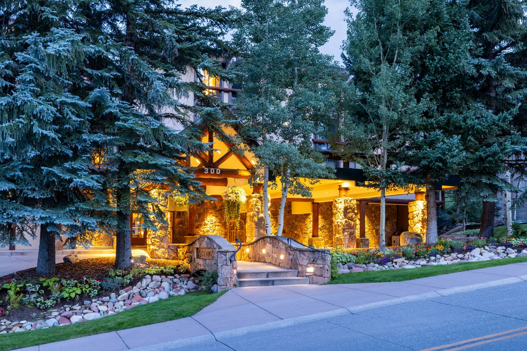 Stonebridge Inn