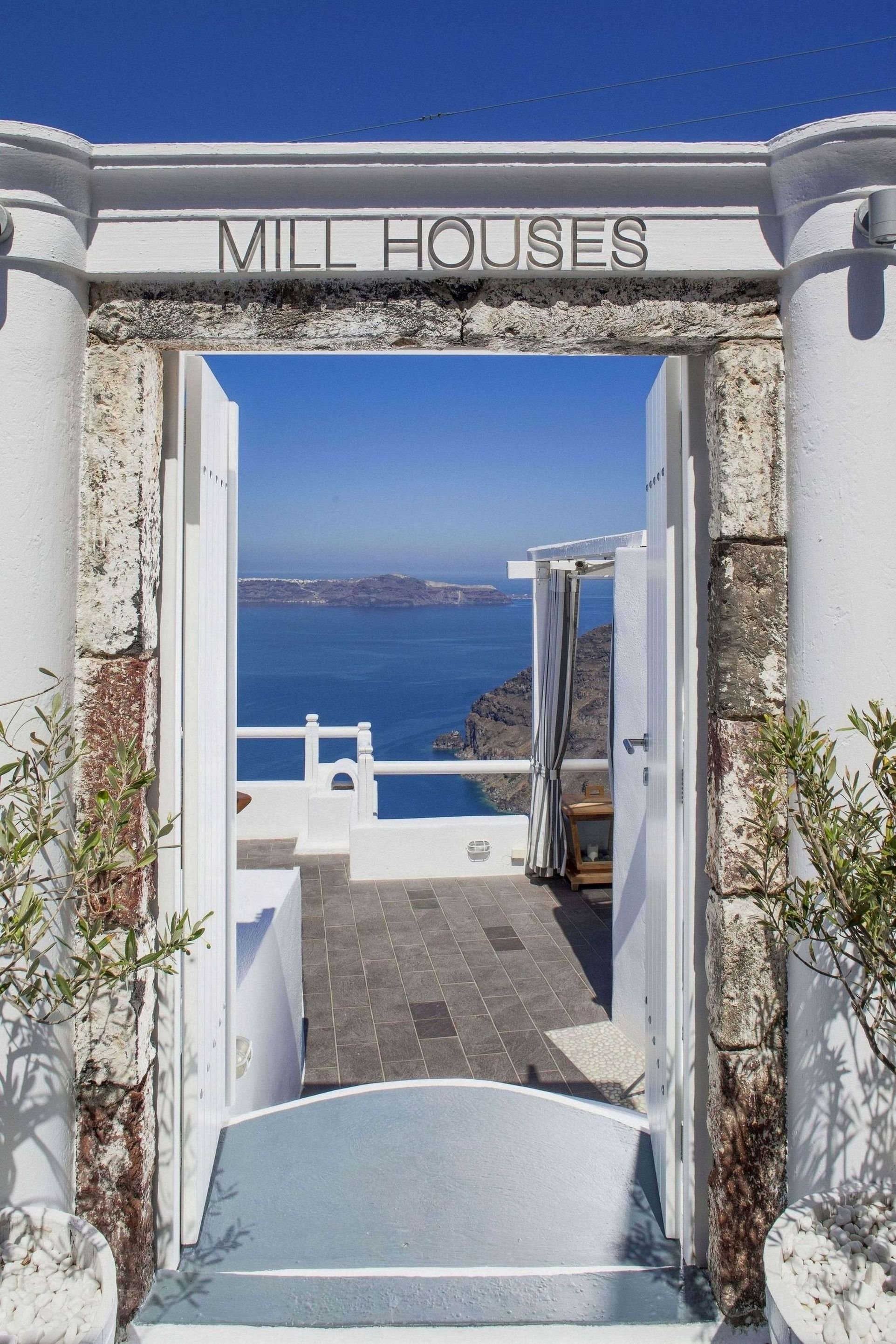 Mill Houses Studios & Suites