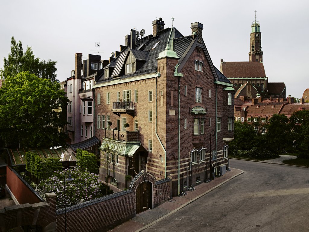 Guest photo