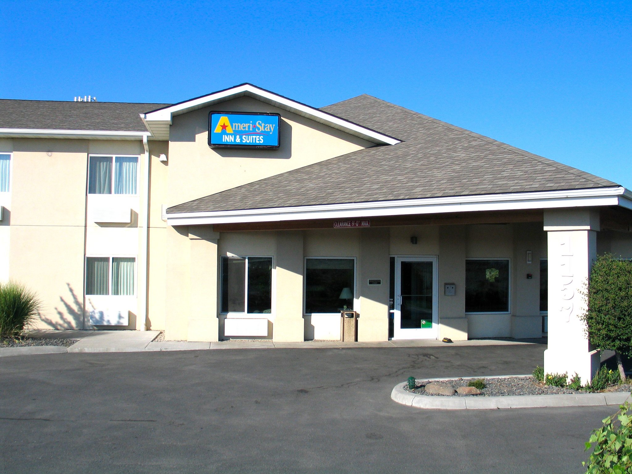 Ameristay Inn And Suites