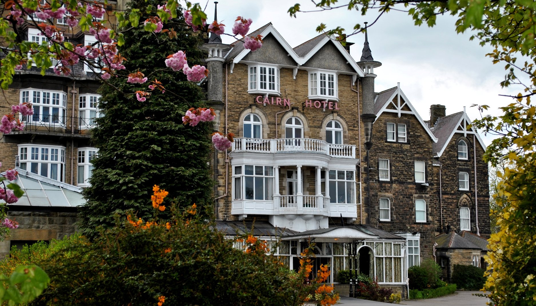 The Cairn Hotel