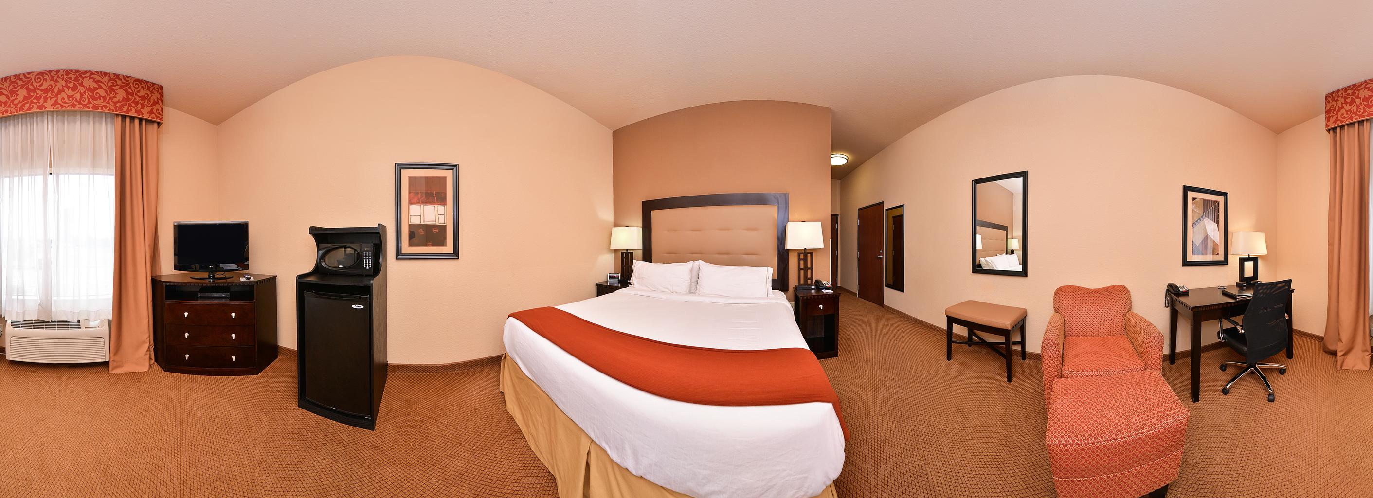 Holiday Inn Express Suites Van Buren